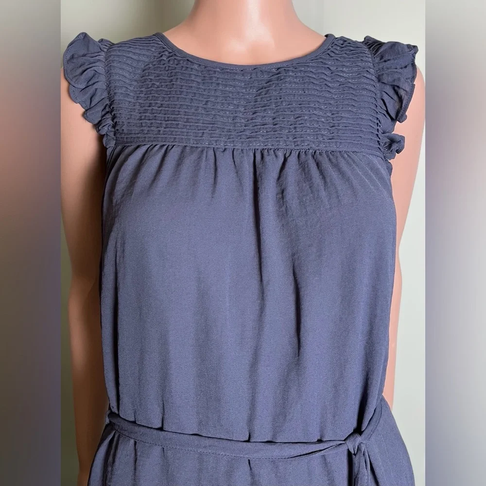 H & M Blue/Slate Dress. Smocked detail at the neckline, Ruffle Sleeves. Size 6 - Picture 2 of 7